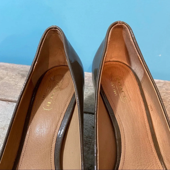Coach  Whitney patent leather heels in‎ size 7.5 - Picture 8 of 13